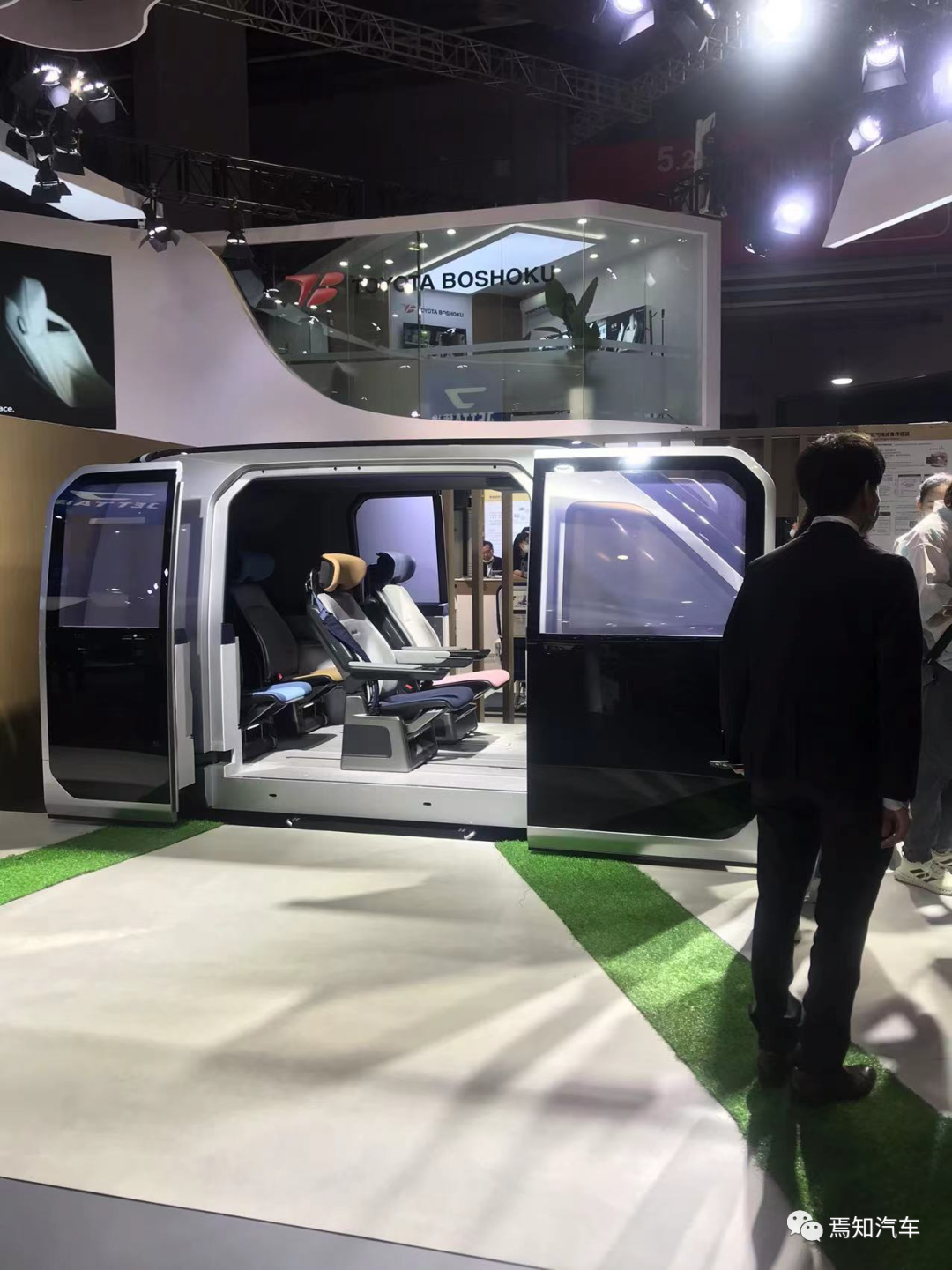 2023年上海车展：Robotaxi集体“隐退”，自动驾驶由谁代言？ -汽车开发者社区